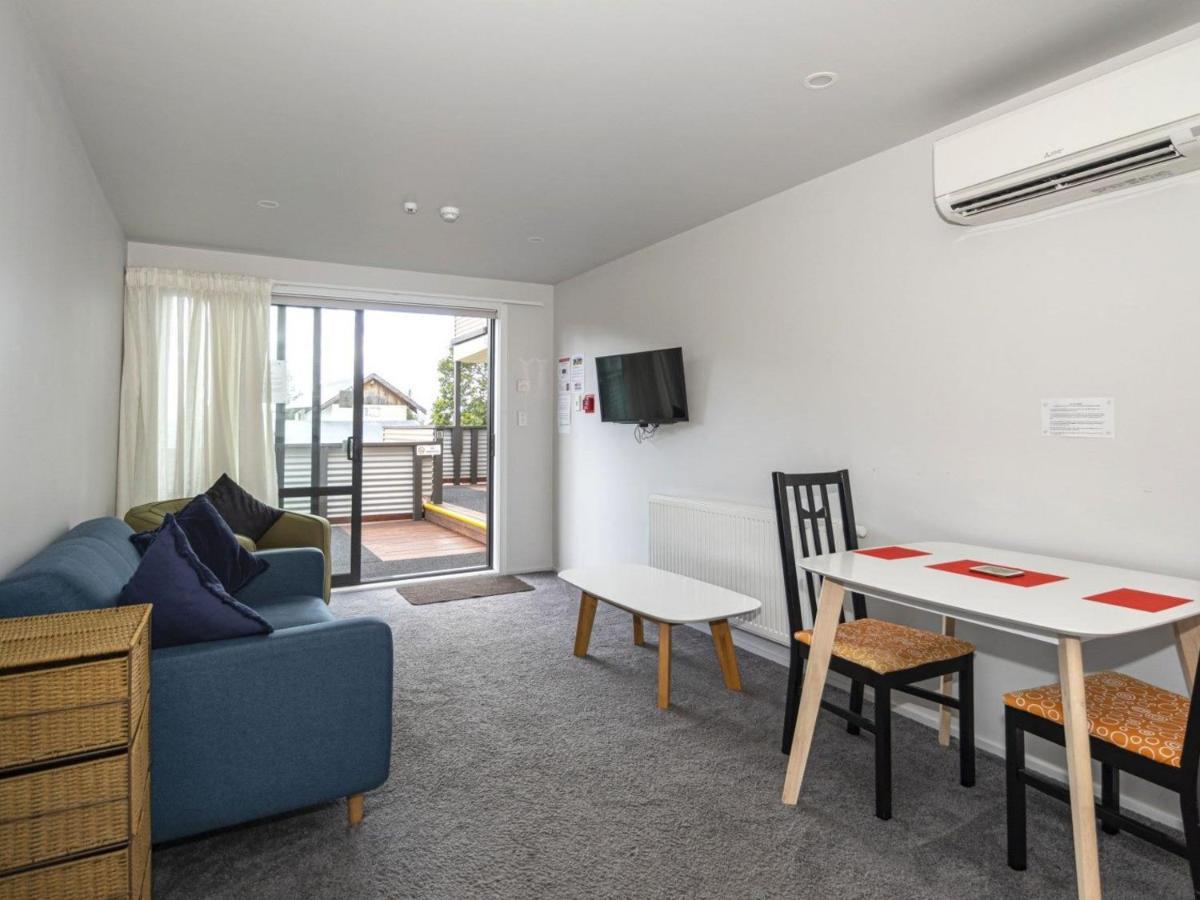 Scott Street Apartments Лейк Текапо Екстериор снимка