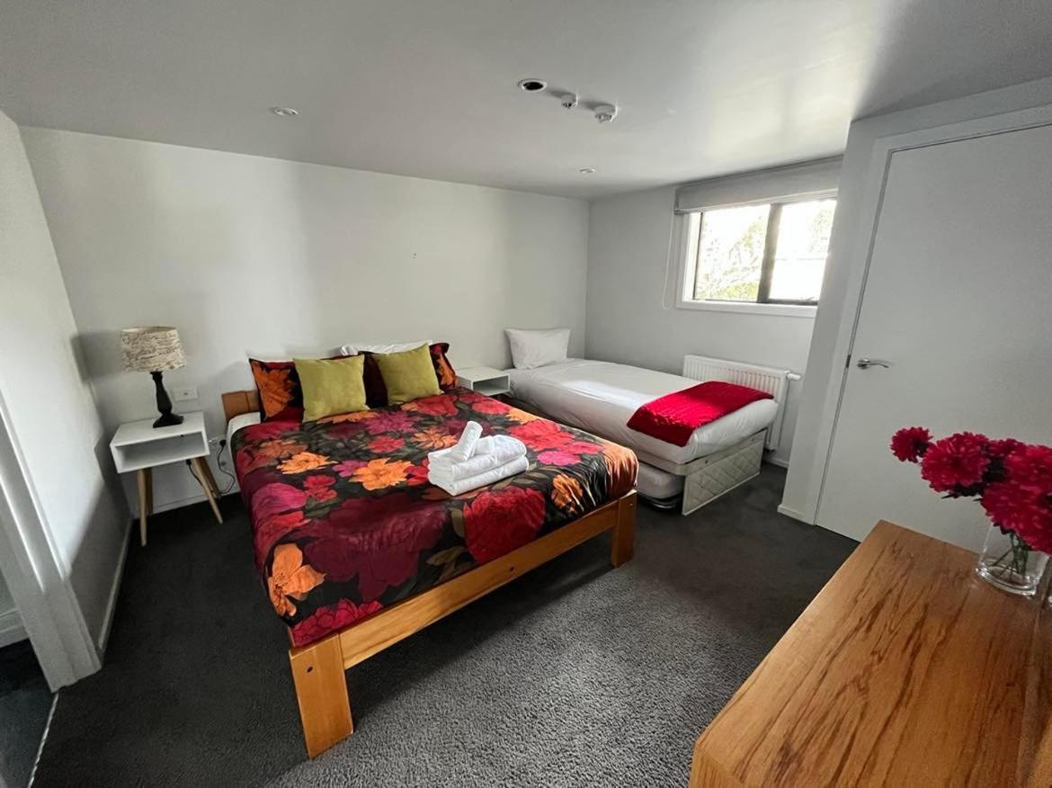 Scott Street Apartments Лейк Текапо Екстериор снимка
